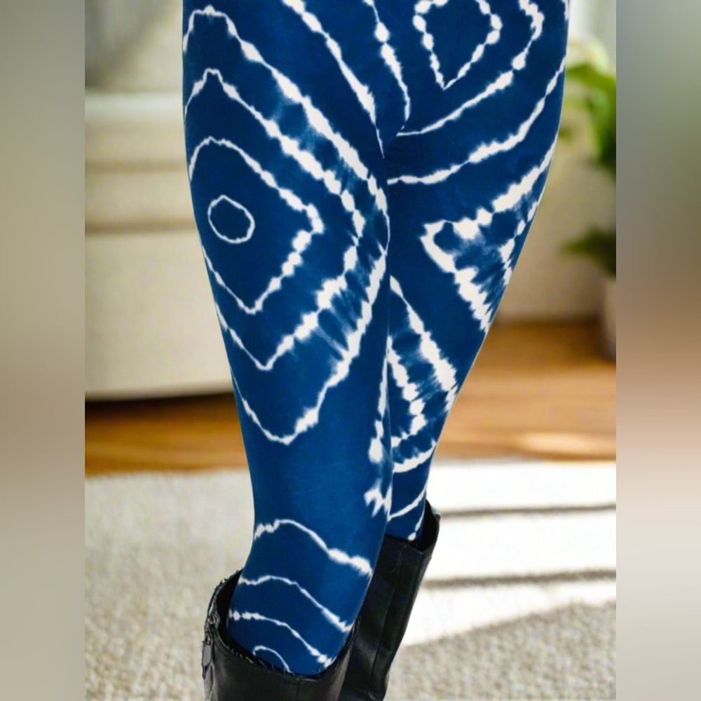OS NEW Women Blue White Tie-Dye Print Leggings Soft Yoga Pants Fit 0-10 - Picture 1 of 6